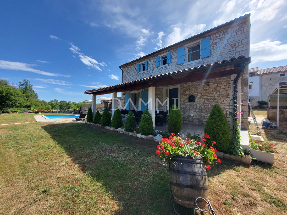 ISTRA, VRSAR - Casa indipendente in pietra con piscina