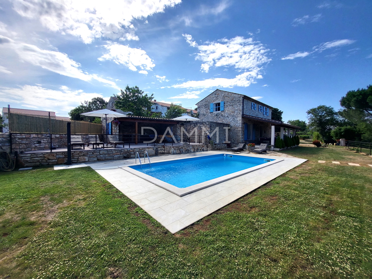 ISTRA, VRSAR - Casa indipendente in pietra con piscina