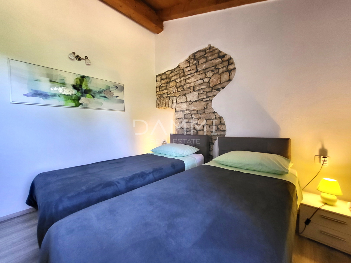 ISTRA, VRSAR - Casa indipendente in pietra con piscina