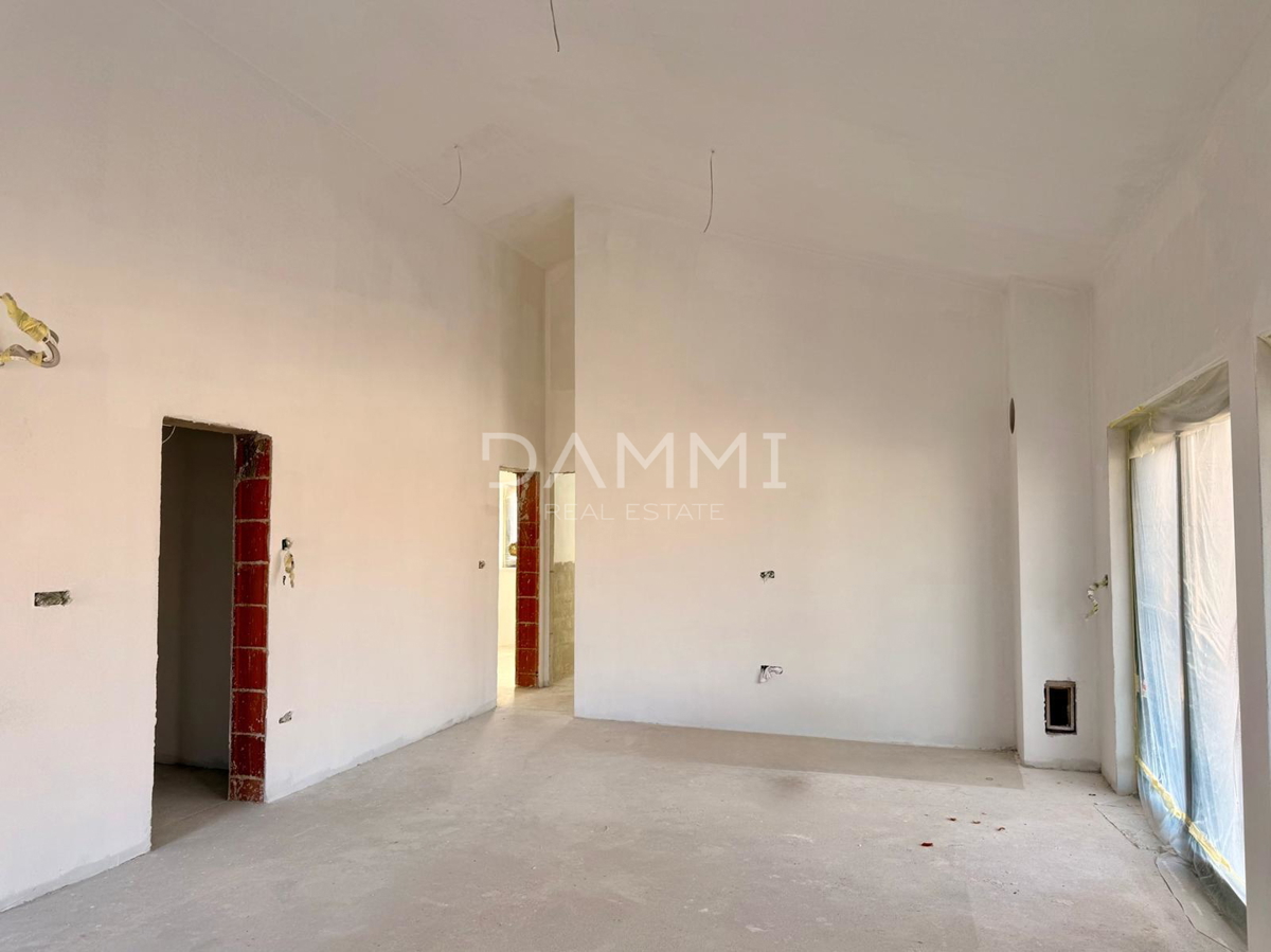 ISTRA, POREČ - VILLETTA BIFAMILIARE AL PIANO TERRA