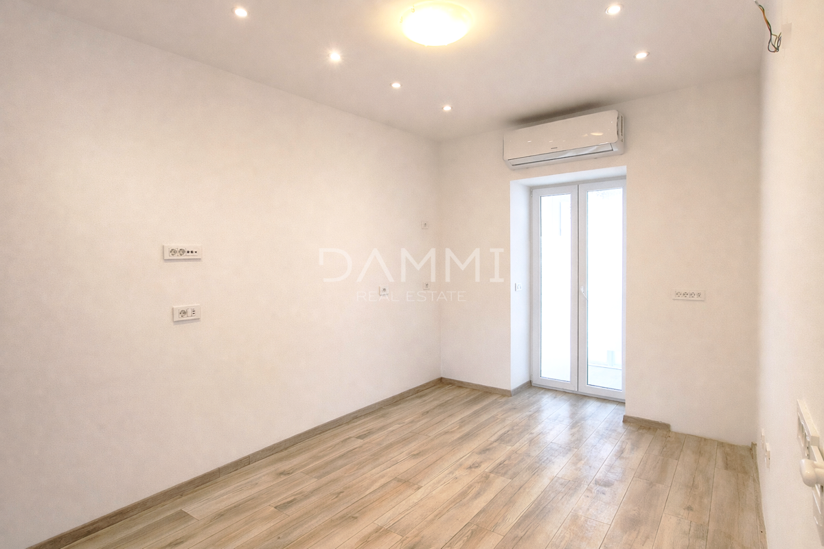 Pula centro - appartamento bilocale ristrutturato, posizione perfetta