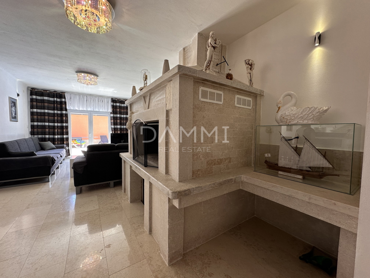 ISTRIA, MEDULINO - Casa di lusso con piscina