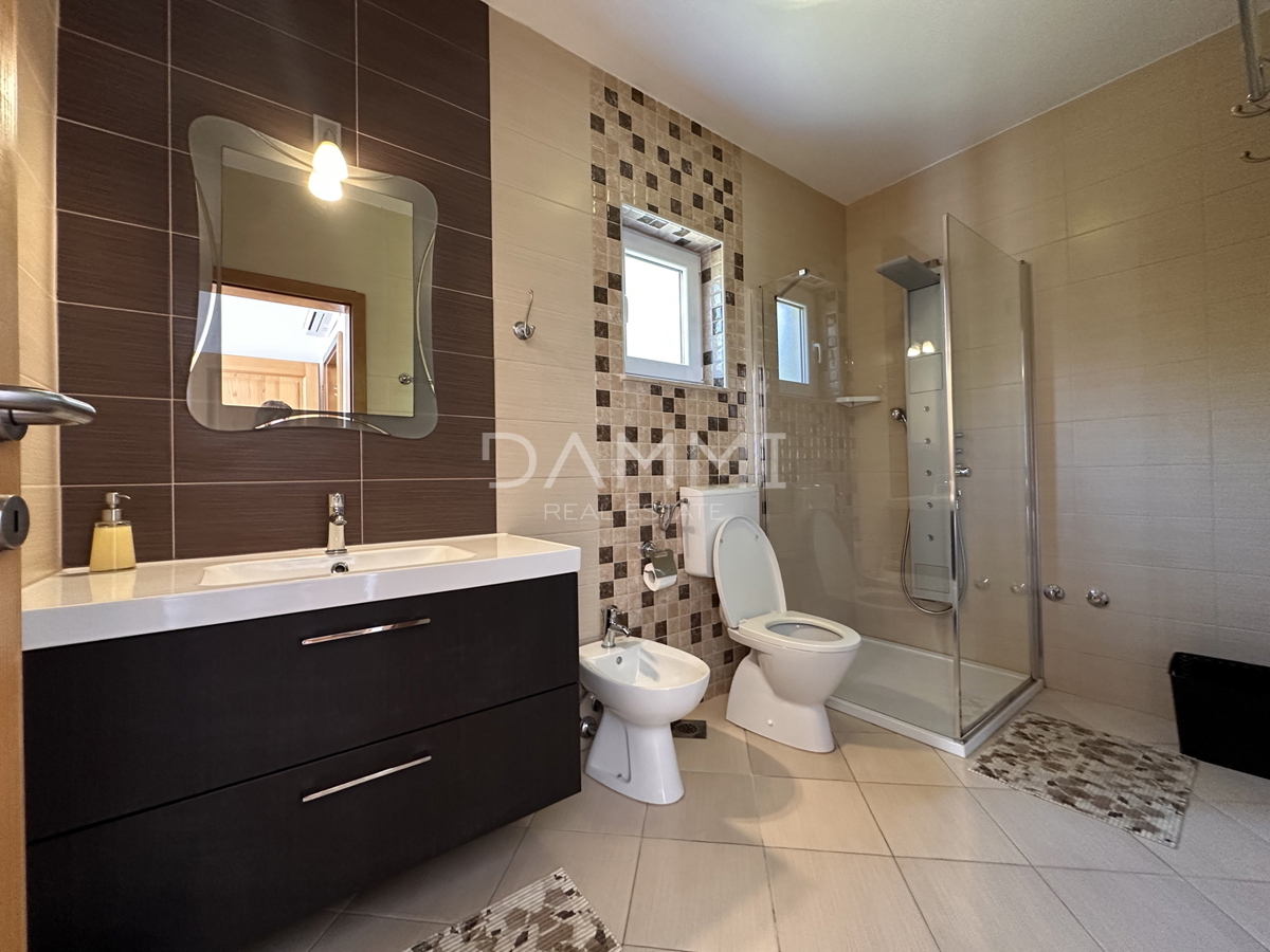 ISTRIA, MEDULINO - Casa di lusso con piscina