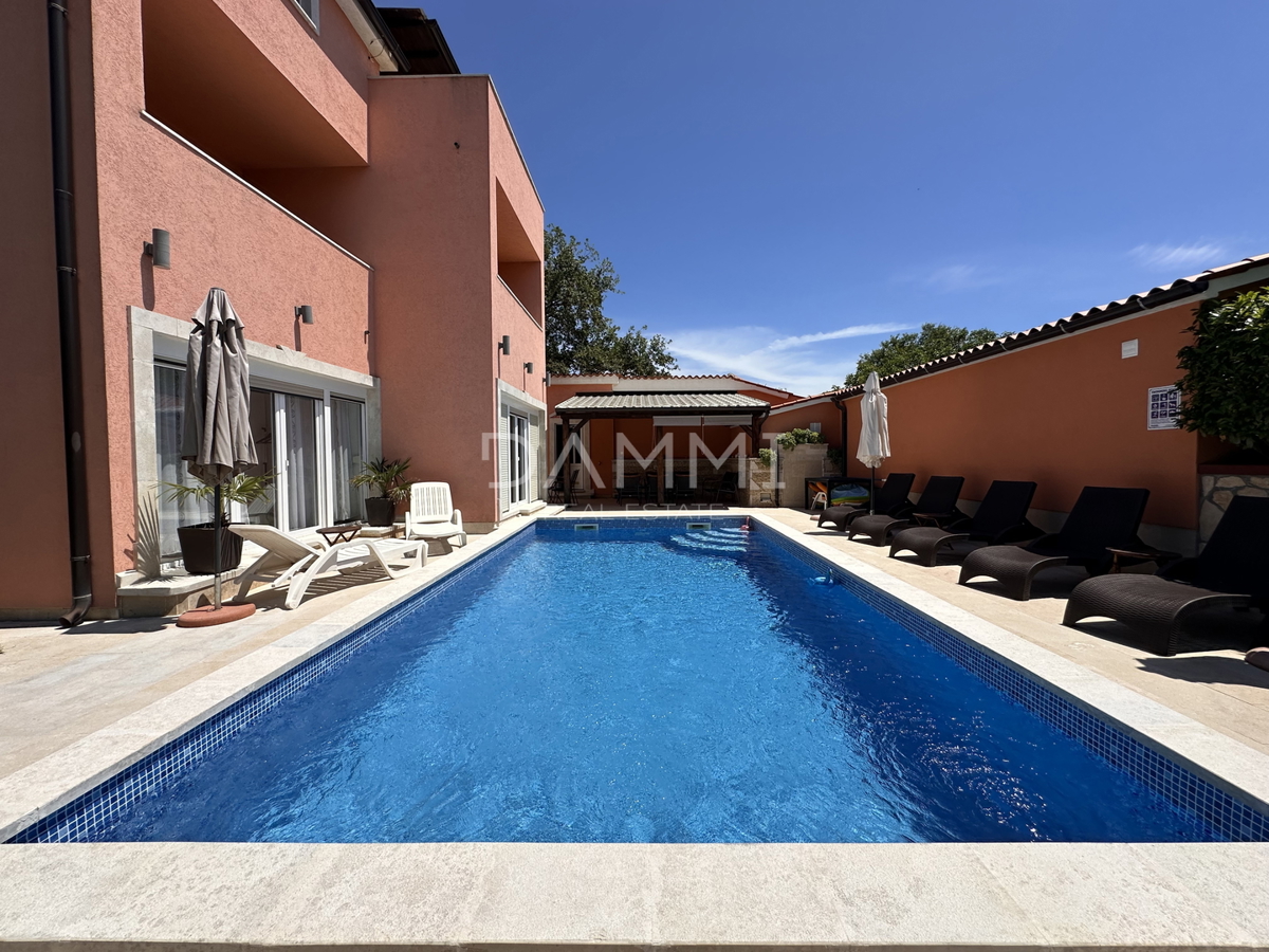 ISTRIA, MEDULINO - Casa di lusso con piscina
