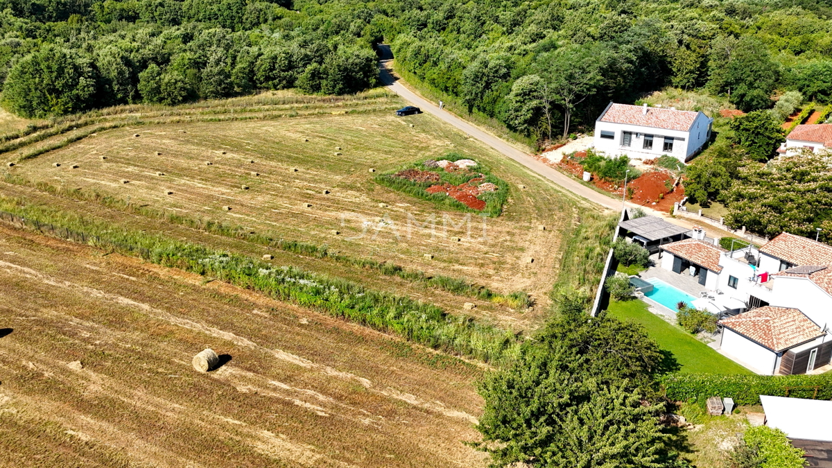 ISTRIA, BARBAN - Terreno edificabile con infrastrutture 2998 m2