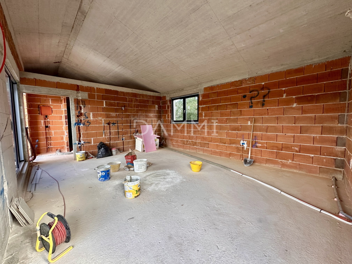 ISTRA, BARBAN - Doppia casa circondata dal verde