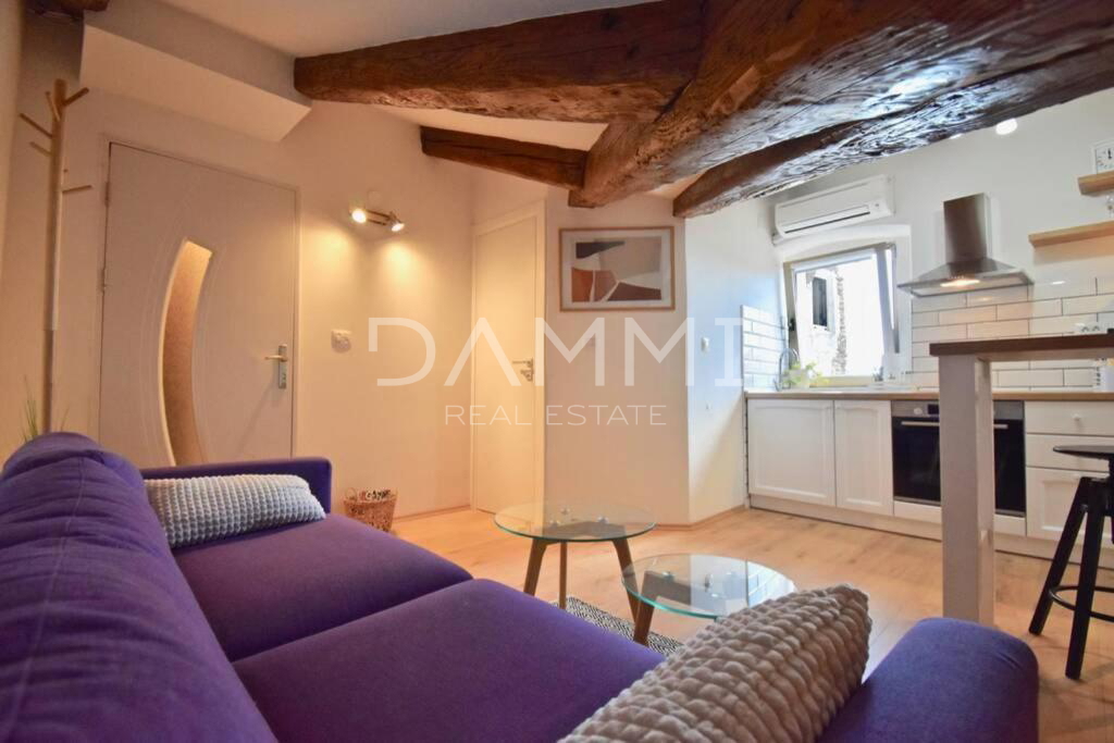 PULA, CENTAR - Esclusivi 2 appartamenti in posizione top