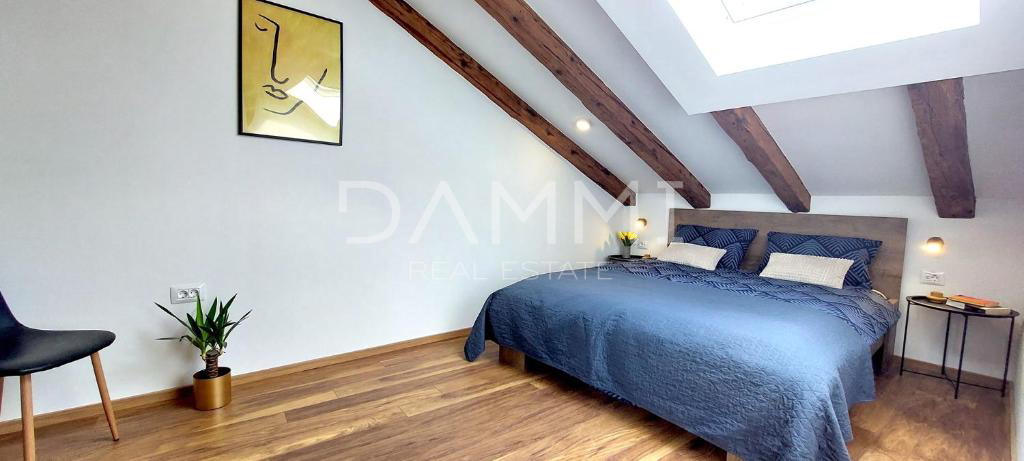 PULA, CENTAR - Esclusivi 2 appartamenti in posizione top