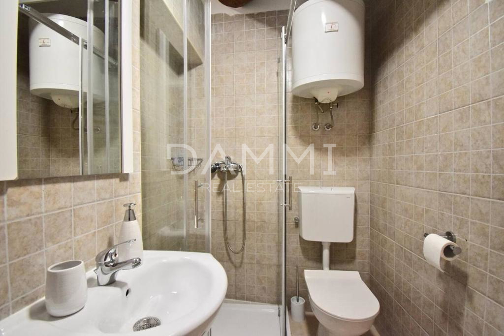 PULA, CENTAR - Esclusivi 2 appartamenti in posizione top