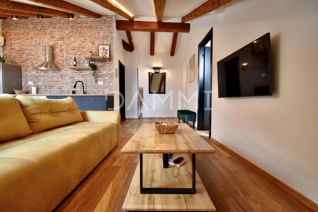 PULA, CENTAR - Esclusivi 2 appartamenti in posizione top