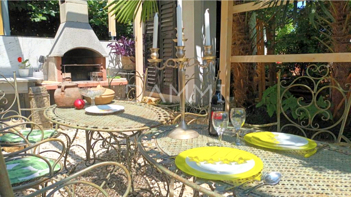 Istra, Krnica - affascinante casa in pietra con piscina