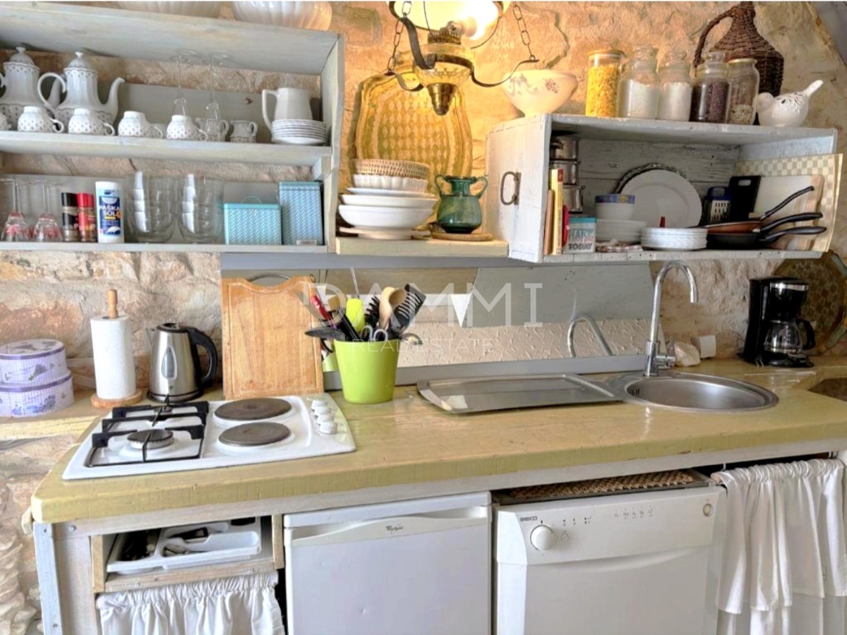 Istra, Krnica - affascinante casa in pietra con piscina