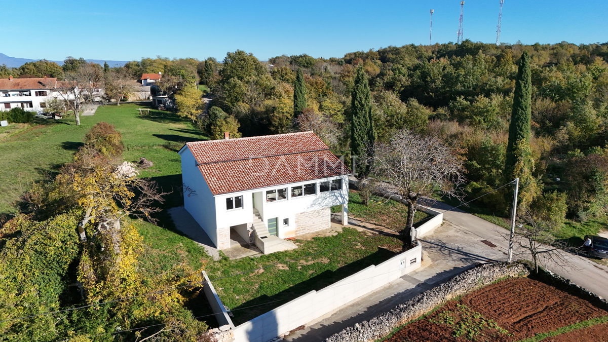ISTRA, ŽMINJ - Casa indipendente di pregio con ampio giardino