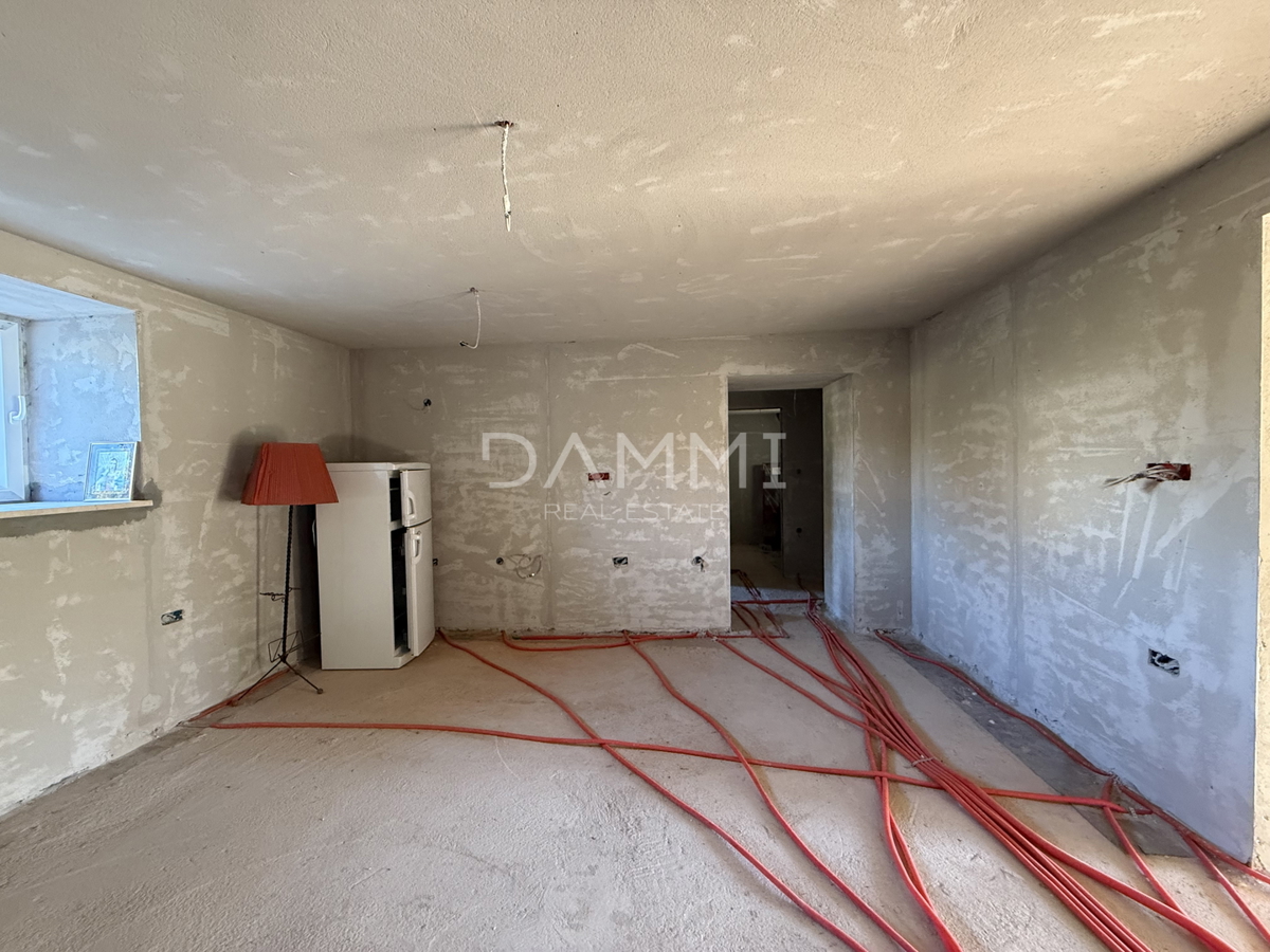 ISTRA, ŽMINJ - Casa indipendente di pregio con ampio giardino