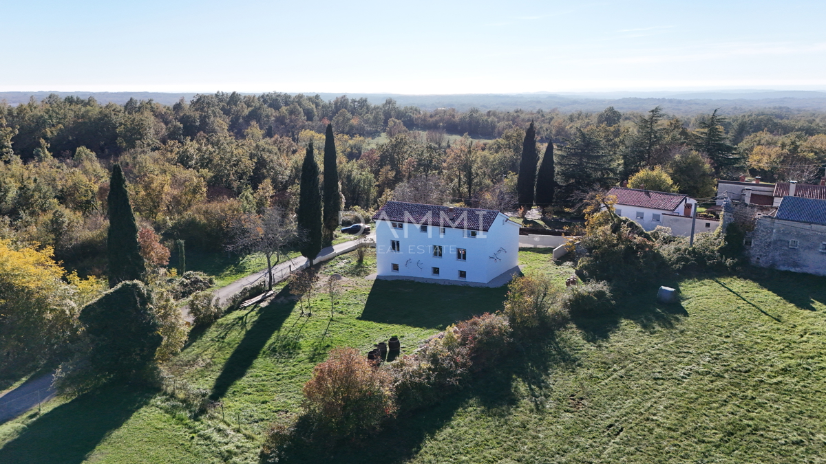 ISTRA, ŽMINJ - Casa indipendente di pregio con ampio giardino