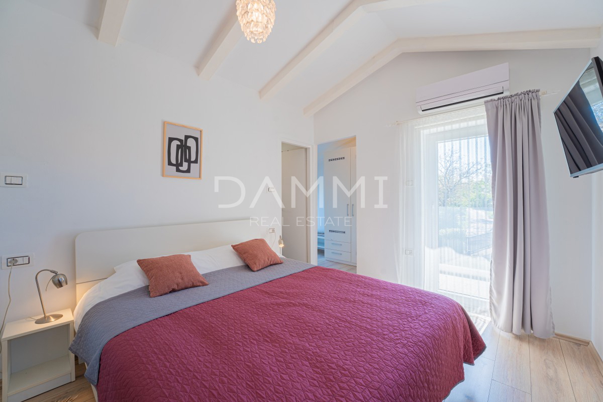 ISTRIA CENTRALE - Affascinante casa con piscina immersa nella natura