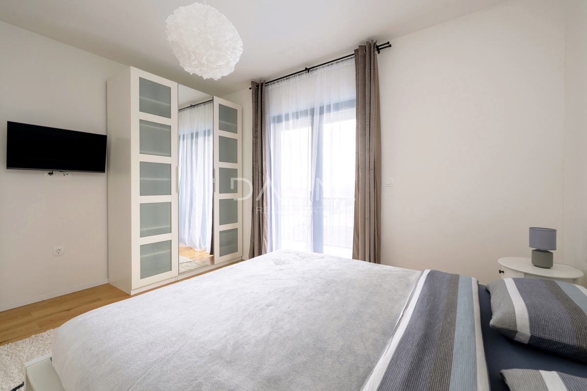 Istra, Rakalj - villa moderna con piscina, vista mare