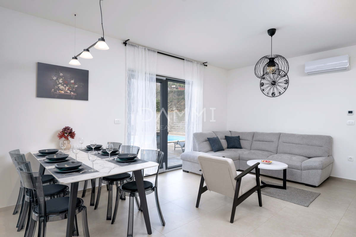 Istra, Rakalj - villa moderna con piscina, vista mare