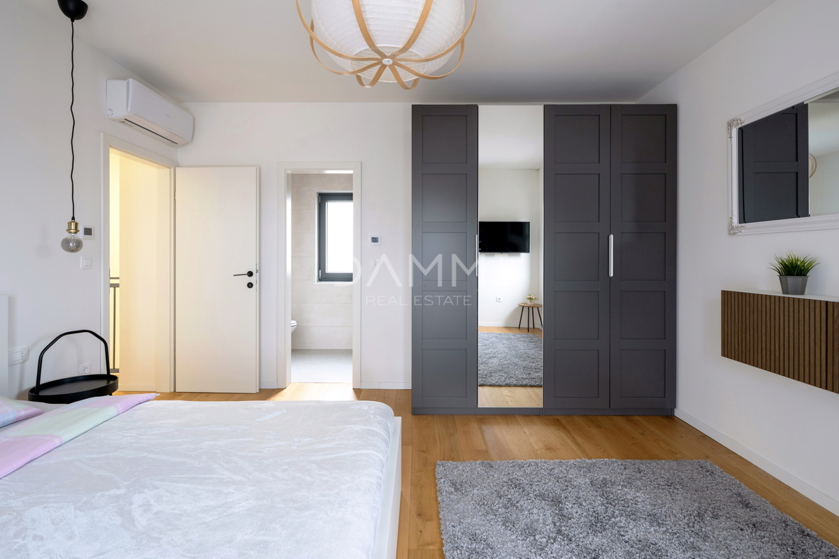 Istra, Rakalj - villa moderna con piscina, vista mare