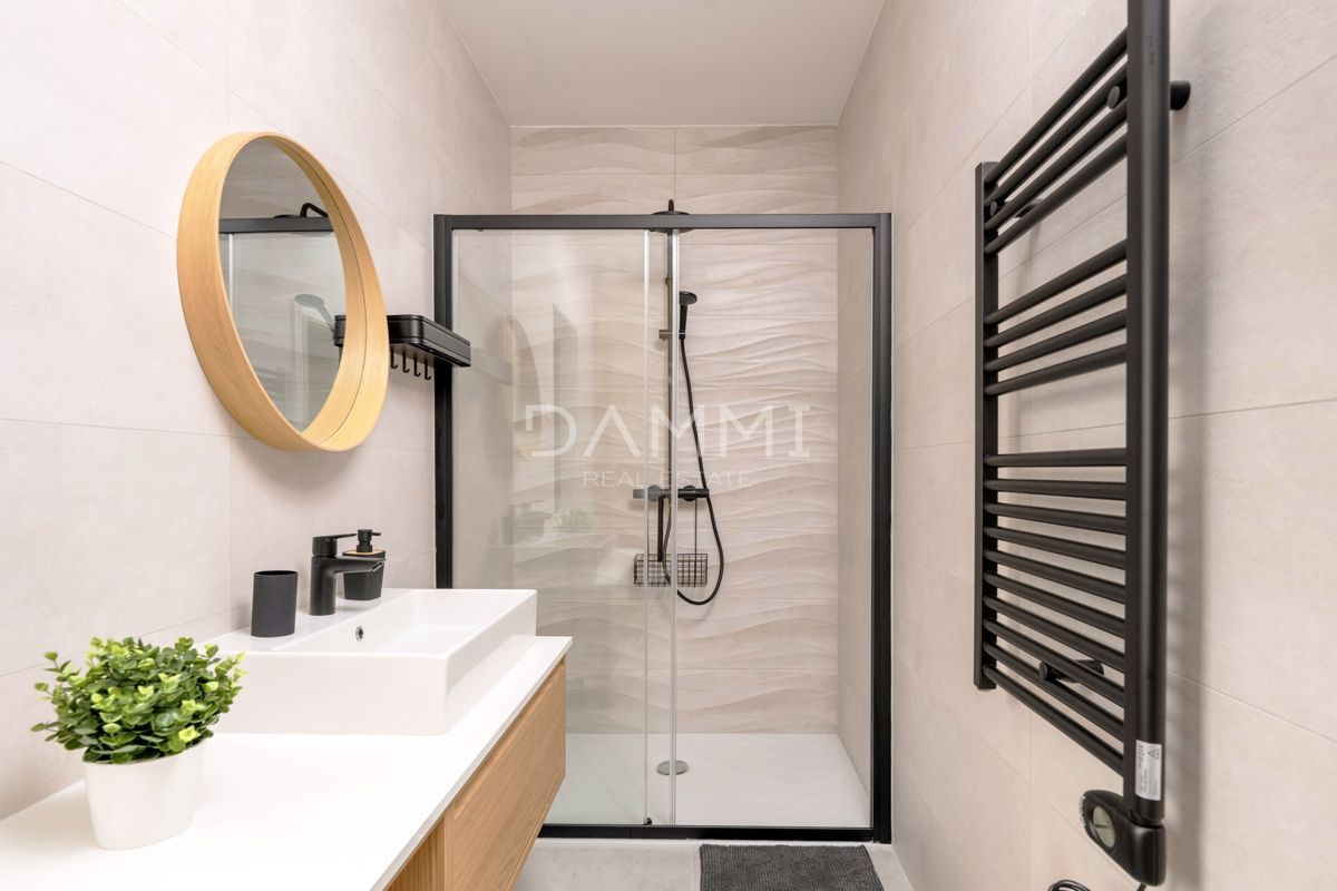 Istra, Rakalj - villa moderna con piscina, vista mare