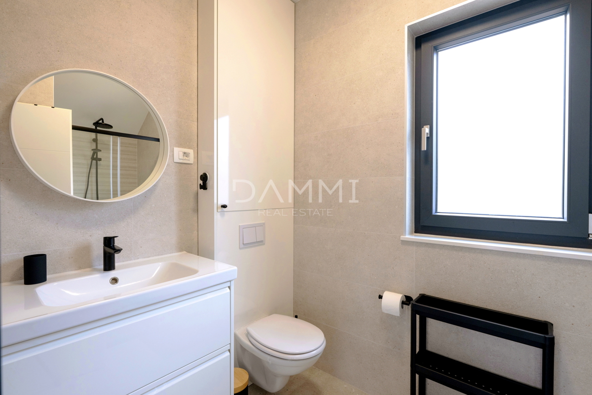 Istra, Rakalj - villa moderna con piscina, vista mare