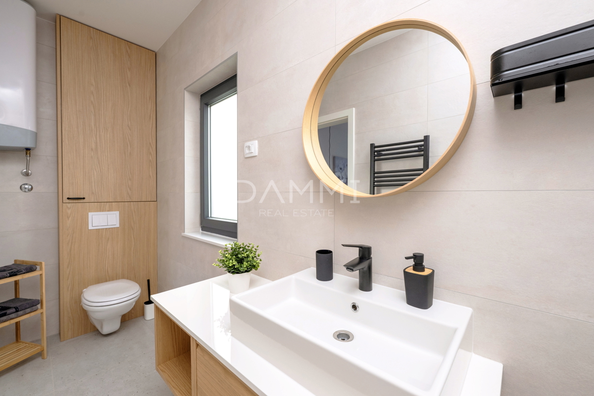 Istra, Rakalj - villa moderna con piscina, vista mare