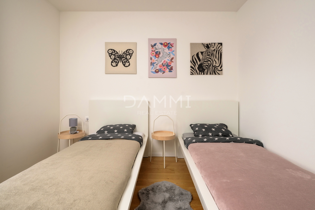 Istra, Rakalj - villa moderna con piscina, vista mare