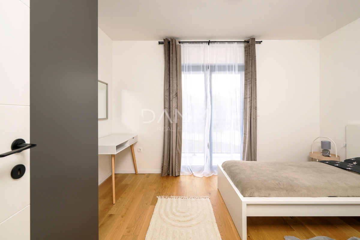 Istra, Rakalj - villa moderna con piscina, vista mare