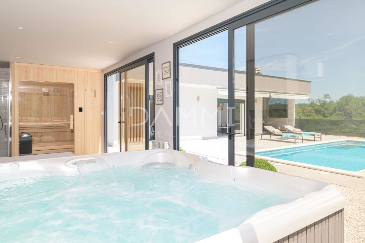 ISTRIA, LABIN - Casa con piscina, grande giardino e benessere