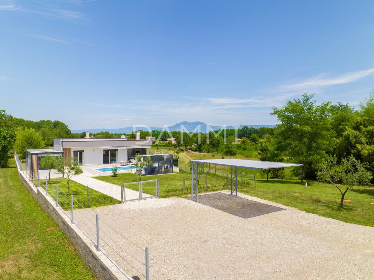 ISTRIA, LABIN - Casa con piscina, grande giardino e benessere