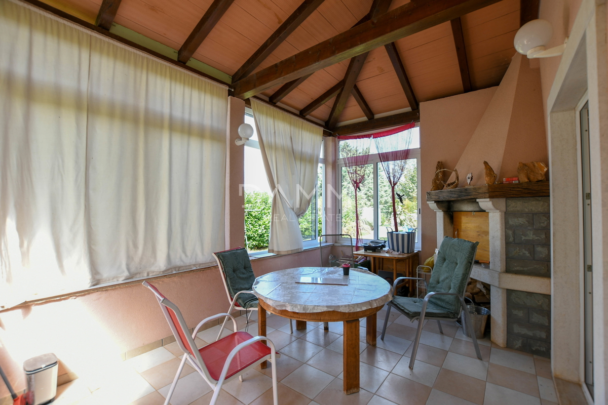 ISTRA, UMAG - Casa indipendente con ampio cortile