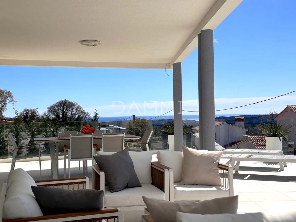ISTRIA, LABIN - Villa con bellissima vista sul mare