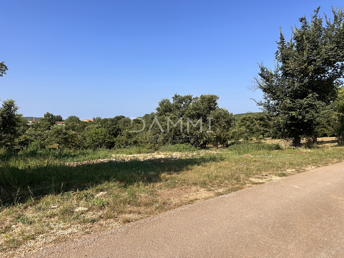 ISTRIA, BALE - Terreno edificabile vicino a Bale