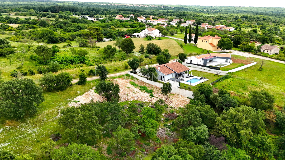 ISTRIA, BALE - Terreno edificabile vicino a Bale