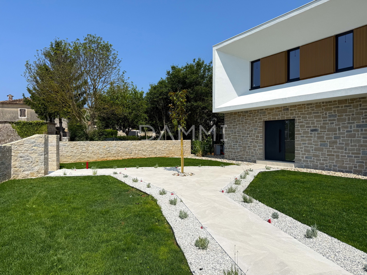 ISTRA, TINJAN - Villa moderna con piscina esclusiva e campo da padel