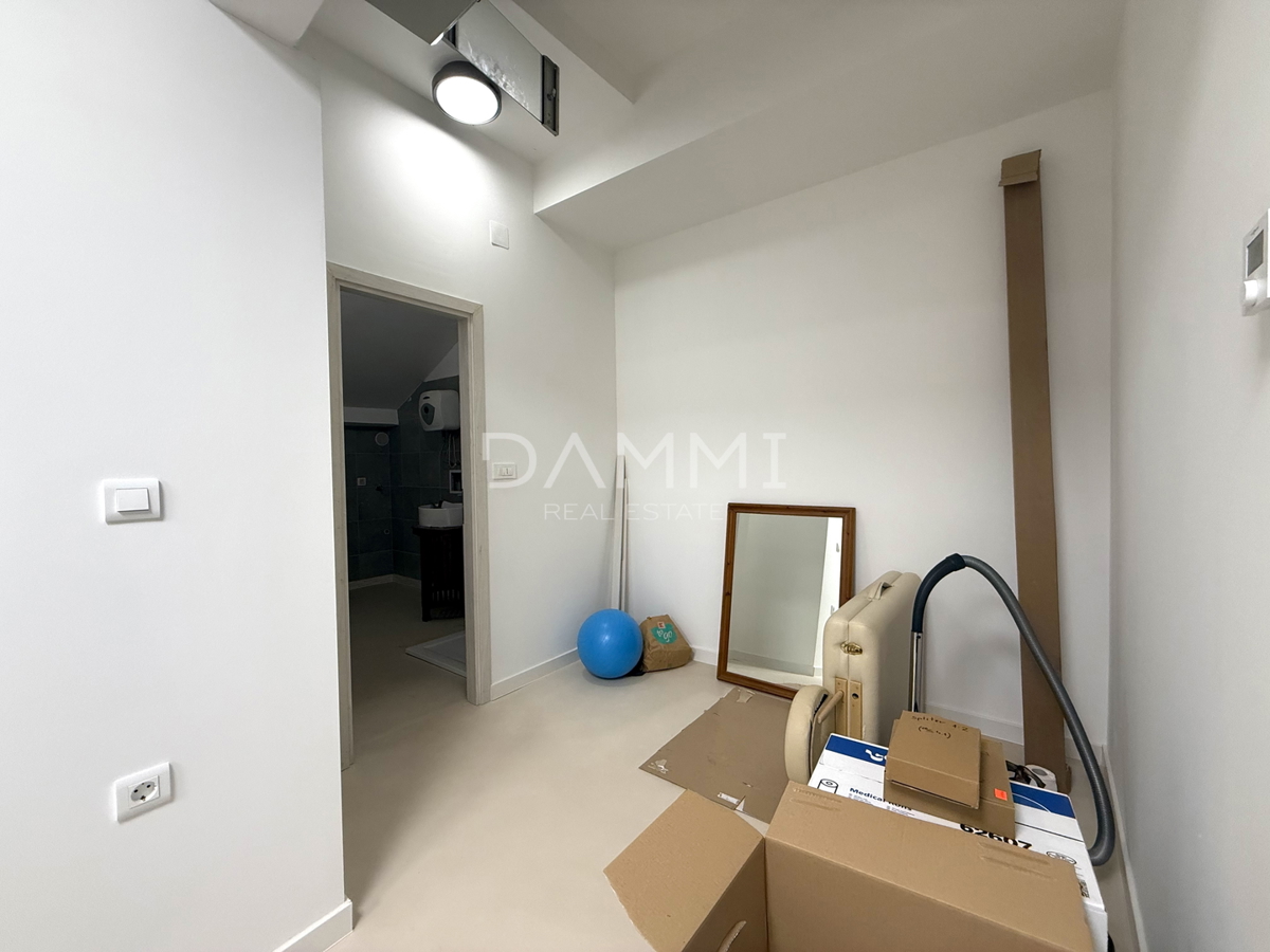 SAMOBOR - Locale commerciale nel centro città