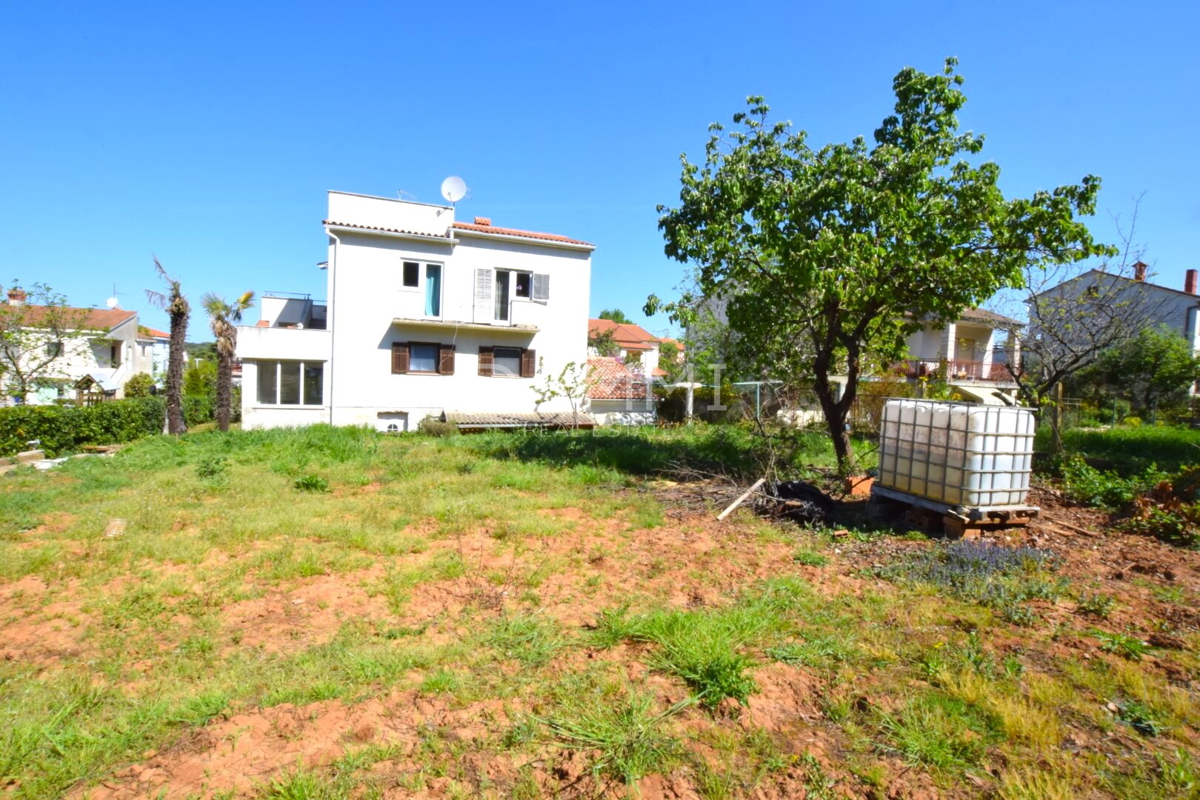 PULA, PJEŠČANA UVALA - Casa indipendente a 300m dal mare