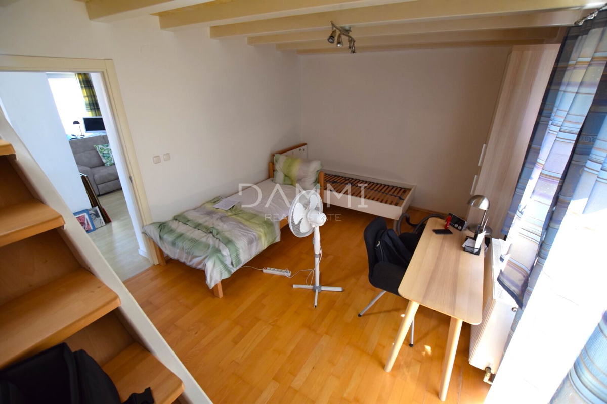 PULA, PJEŠČANA UVALA - Casa indipendente a 300m dal mare