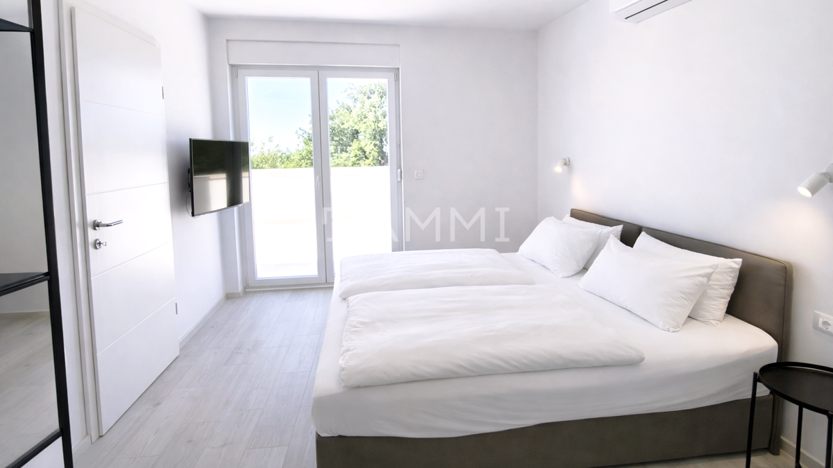 Istria. Vodnjan - villa con piscina, splendido giardino