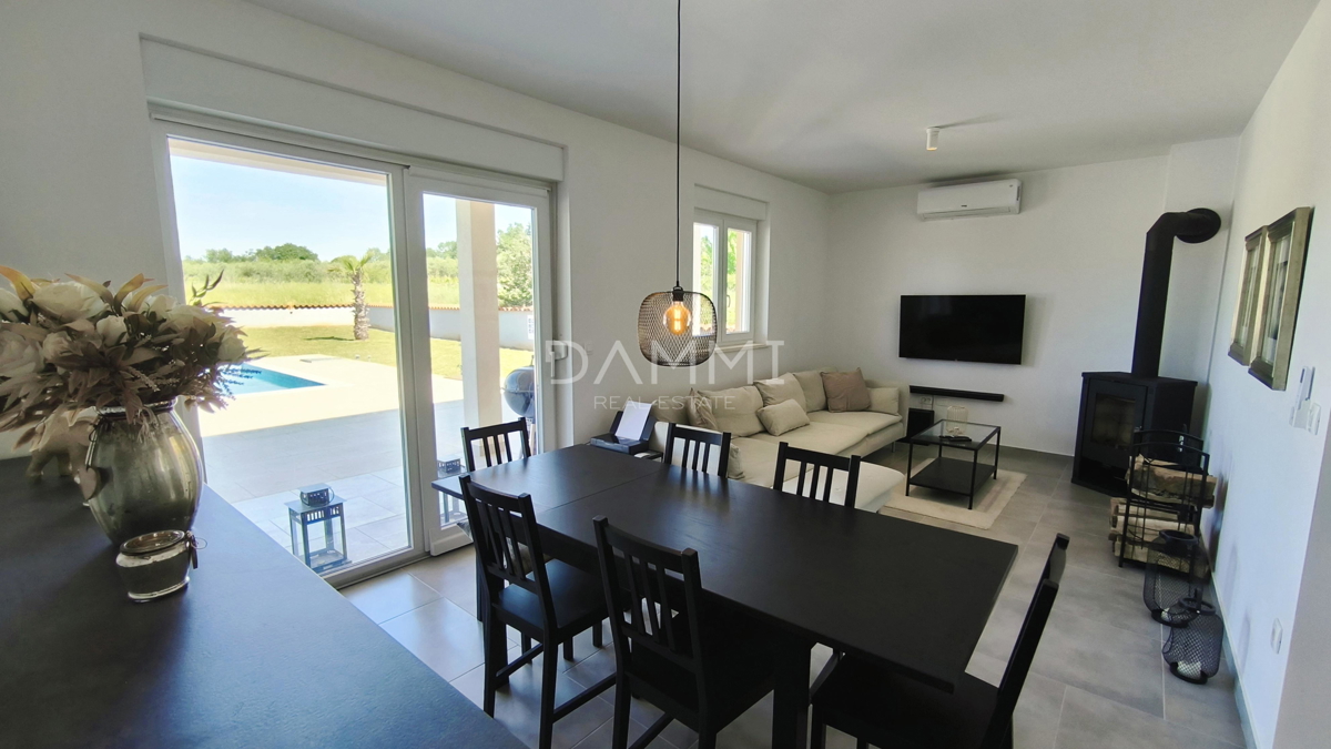 Istria. Vodnjan - villa con piscina, splendido giardino