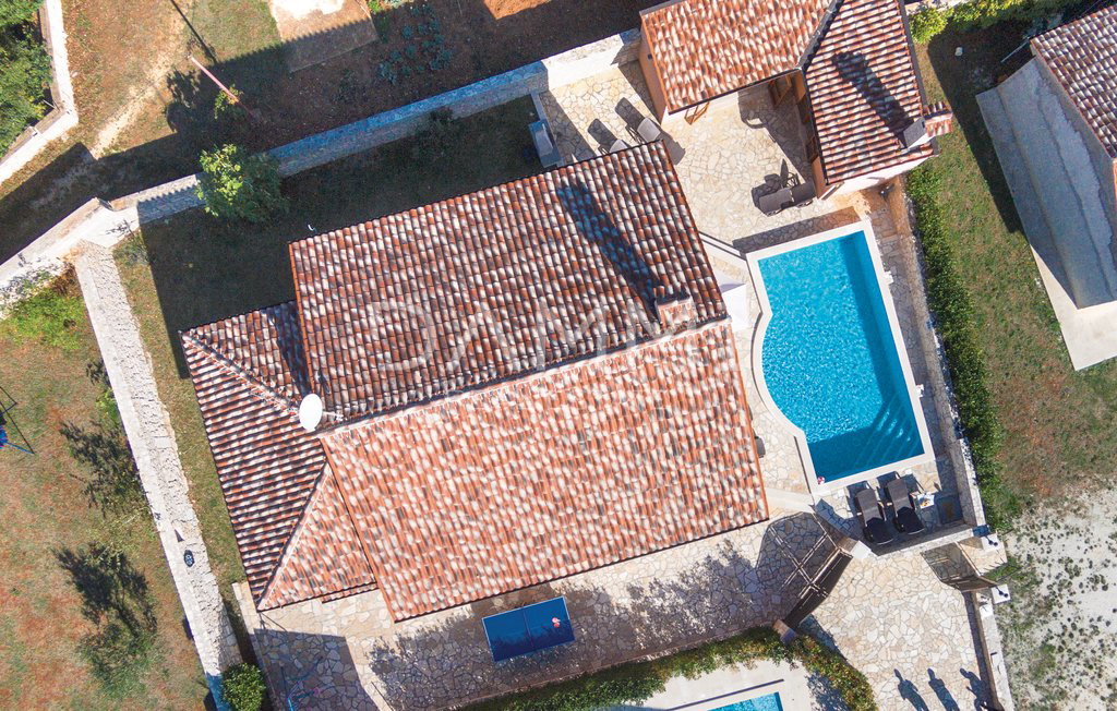 ISTRIA, BARBAN - Incantevole casa con piscina e cucina estiva