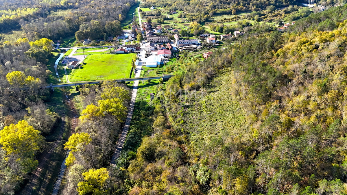 OPRTALJ, LIVADE - TERRENO EDIFICABILE A SCOPO TURISTICO PER CAMPEGGIO T3