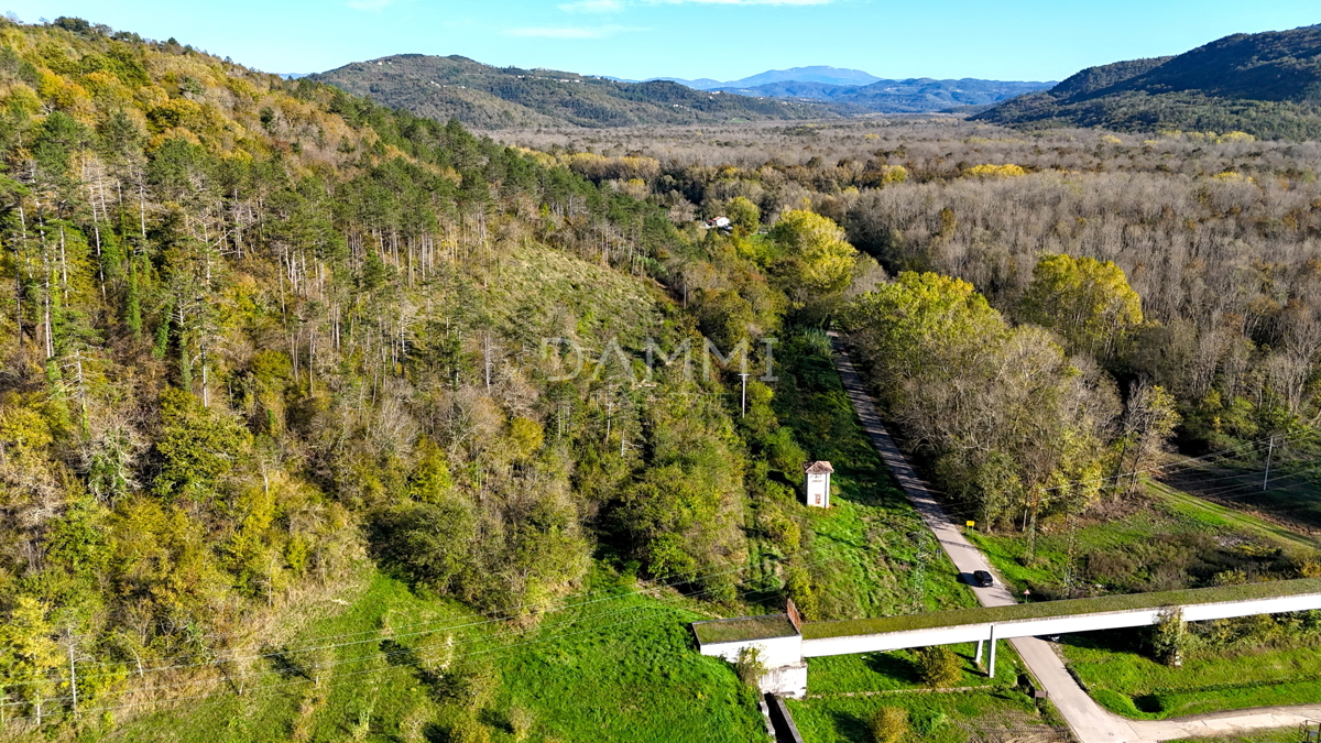 OPRTALJ, LIVADE - TERRENO EDIFICABILE A SCOPO TURISTICO PER CAMPEGGIO T3