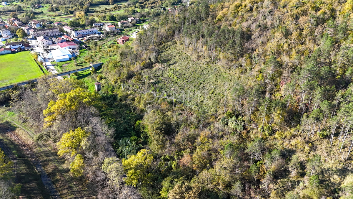 OPRTALJ, LIVADE - TERRENO EDIFICABILE A SCOPO TURISTICO PER CAMPEGGIO T3