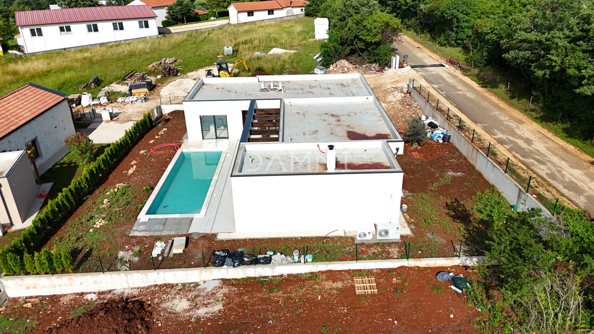 ISTRIA, ŽMINJ - Bellissima villa moderna con casa intelligente e piscina riscaldata