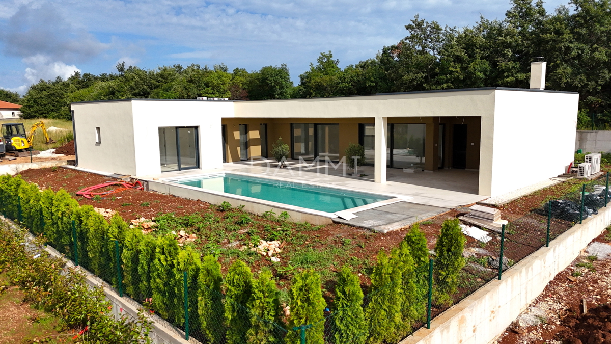 ISTRIA, ŽMINJ - Bellissima villa moderna con casa intelligente e piscina riscaldata