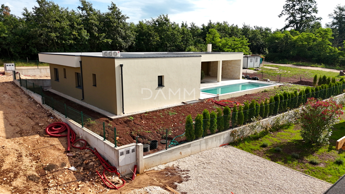 ISTRIA, ŽMINJ - Bellissima villa moderna con casa intelligente e piscina riscaldata
