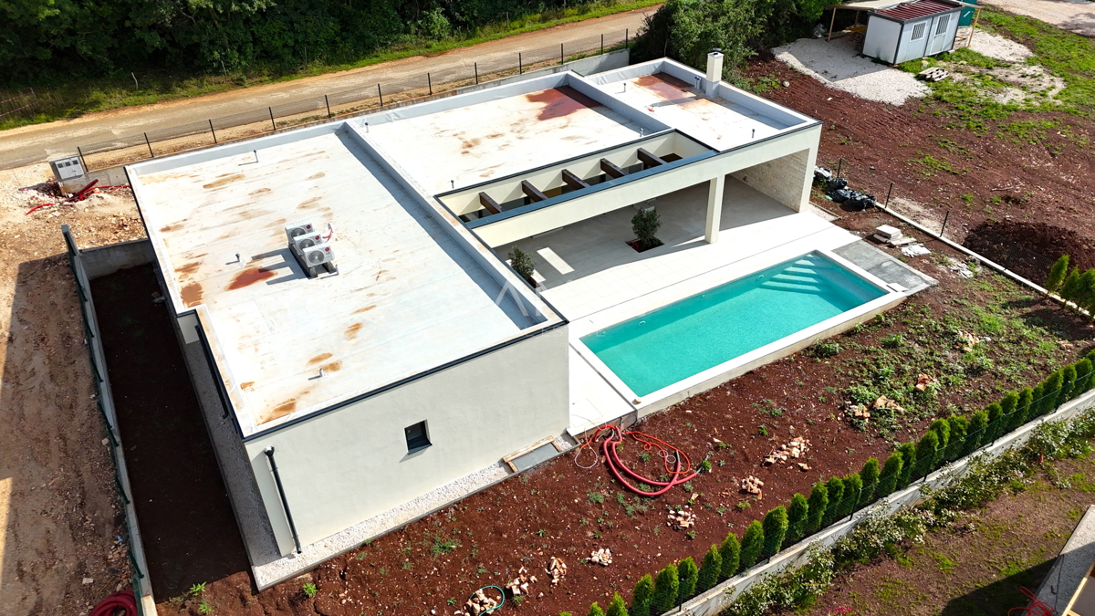 ISTRIA, ŽMINJ - Bellissima villa moderna con casa intelligente e piscina riscaldata