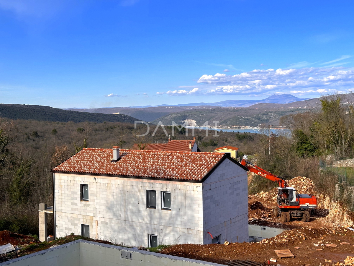 ISTRIA, RAKALJ - Casa con piscina con bellissima vista sul mare