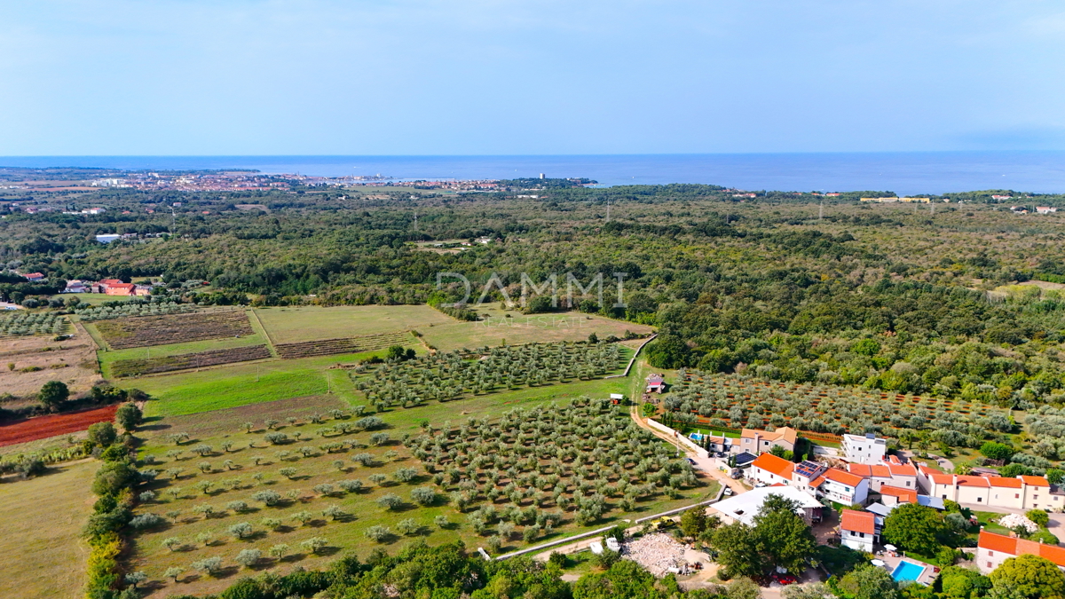 ISTRA, UMAG - Terreno edificabile a 3 km dal mare